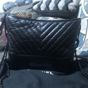 New Médium Chevron Gabrielle  Black Hobo Bag